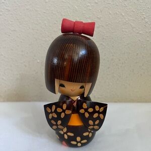 Japanese Kokeshi Doll Wooden Handcrafted 5.5 Inch Red Bow Floral Kimono